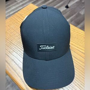 Titleist Black Cap Charles Breezer NWT